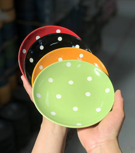 จานตื้นลายจุด คละสี 6นิ้ว (70ใบ)