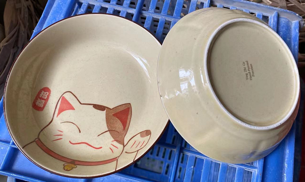 จานบัว 7นิ้ว ลายแมวกวัก (80ใบ)