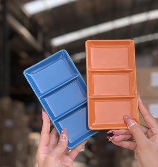 จานน้ำจิ้ม3ช่อง 18x10x1.5ซม. (84ใบ)