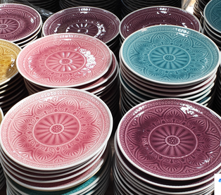 จานลายนูนเต็มใบ 8นิ้ว (50ใบ)