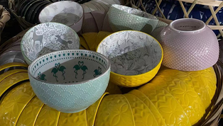 S-23 ถ้วยทรงอ้วน ลายนูน 5นิ้ว (88ใบ)