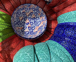 A138 ชามบัว 6นิ้ว เคลือบสี ลายนูน(72ใบ)คละลาย